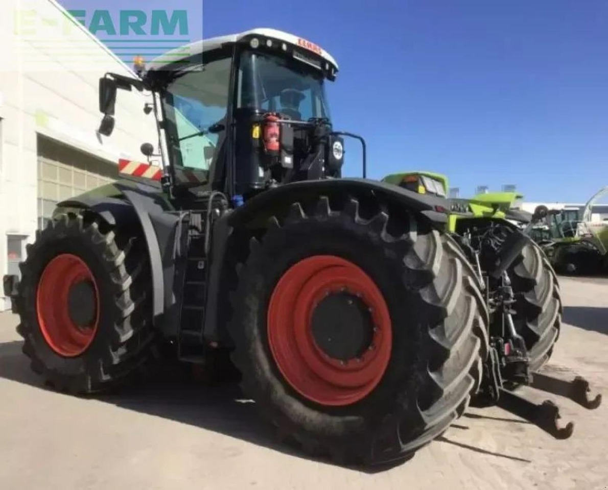 Tracteur agricole CLAAS xerion 4200 trac vc TRAC VC