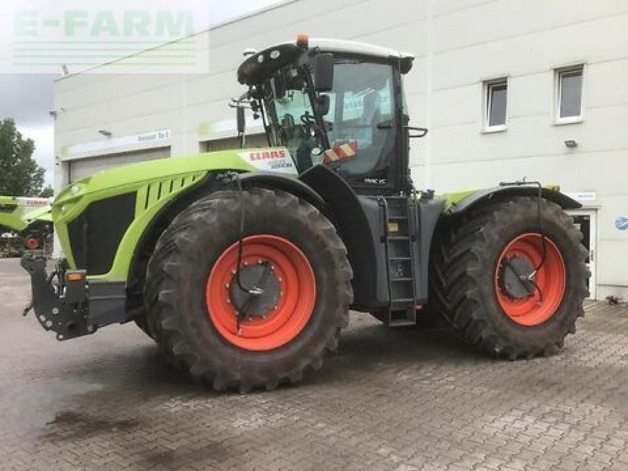 Tracteur agricole CLAAS xerion 4200 trac vc TRAC VC