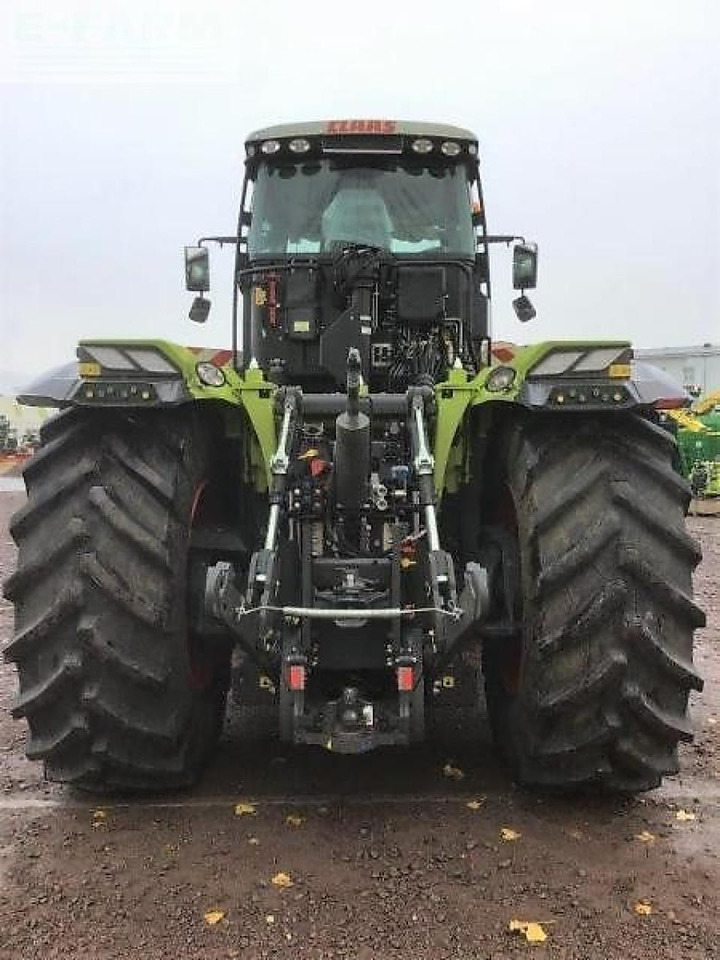 Tracteur agricole CLAAS xerion 4200 trac vc TRAC VC