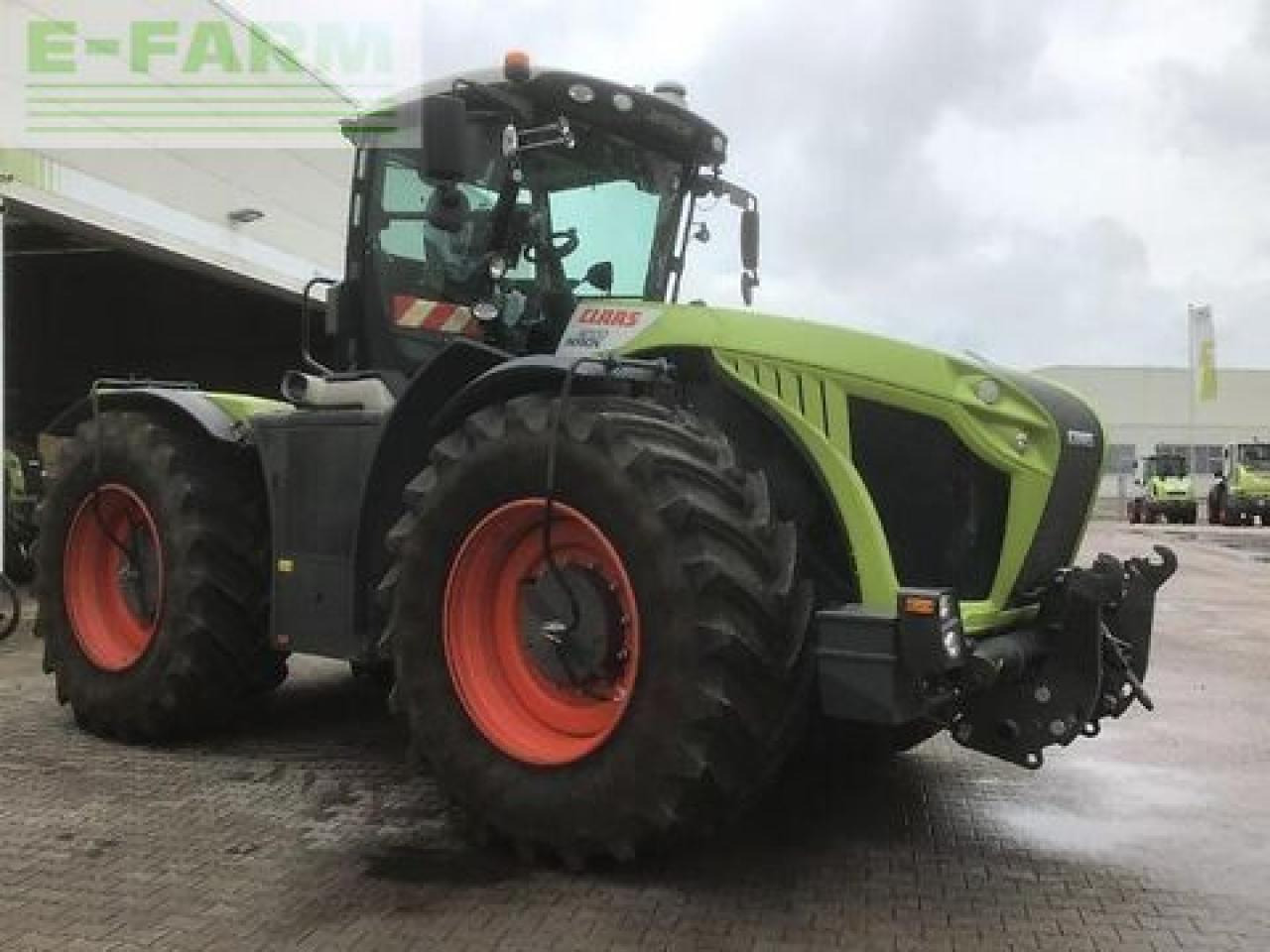 Tracteur agricole CLAAS xerion 4200 trac vc TRAC VC