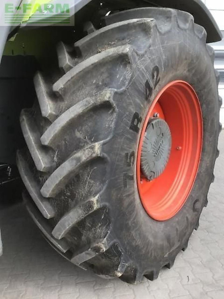 Tracteur agricole CLAAS xerion 4200 trac vc TRAC VC