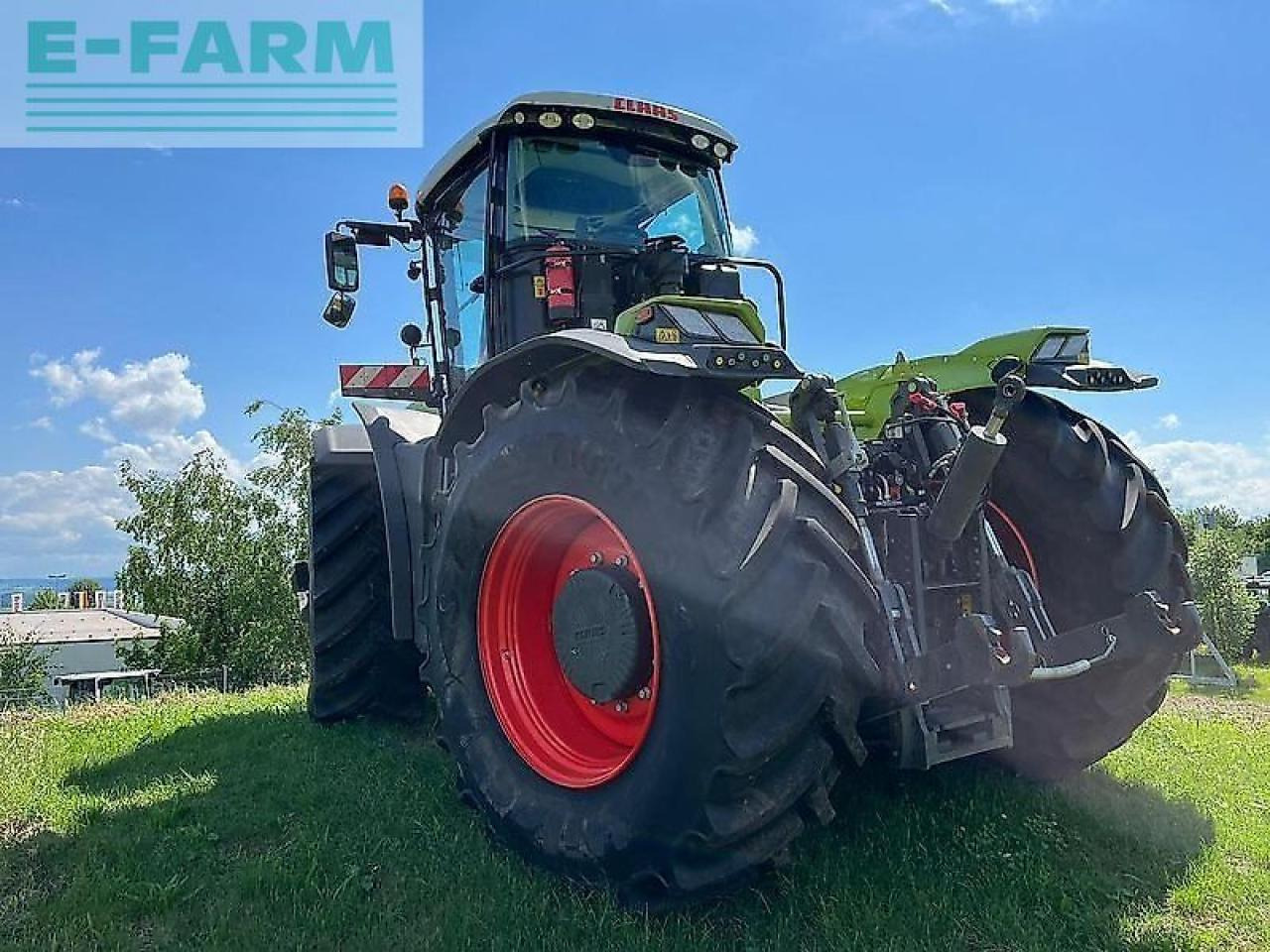 Tracteur agricole CLAAS xerion 4200 trac vc TRAC VC