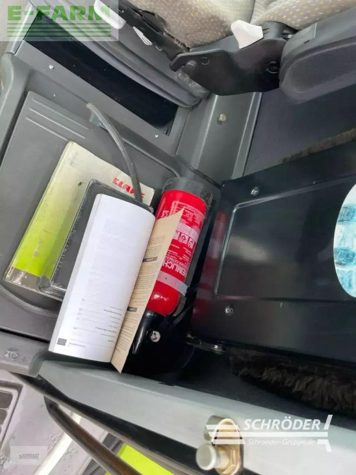 Tracteur agricole CLAAS xerion 4500