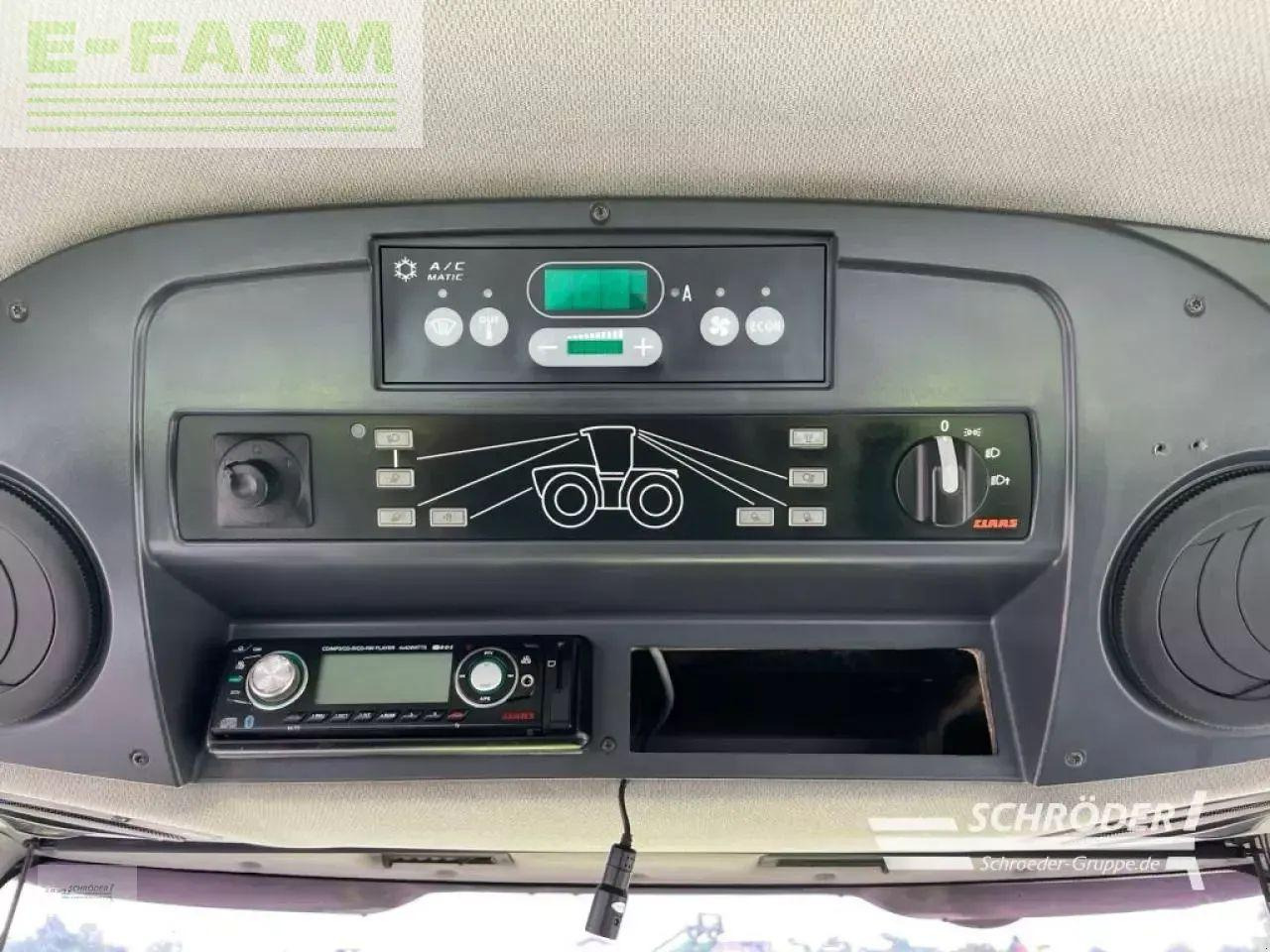 Tracteur agricole CLAAS xerion 4500