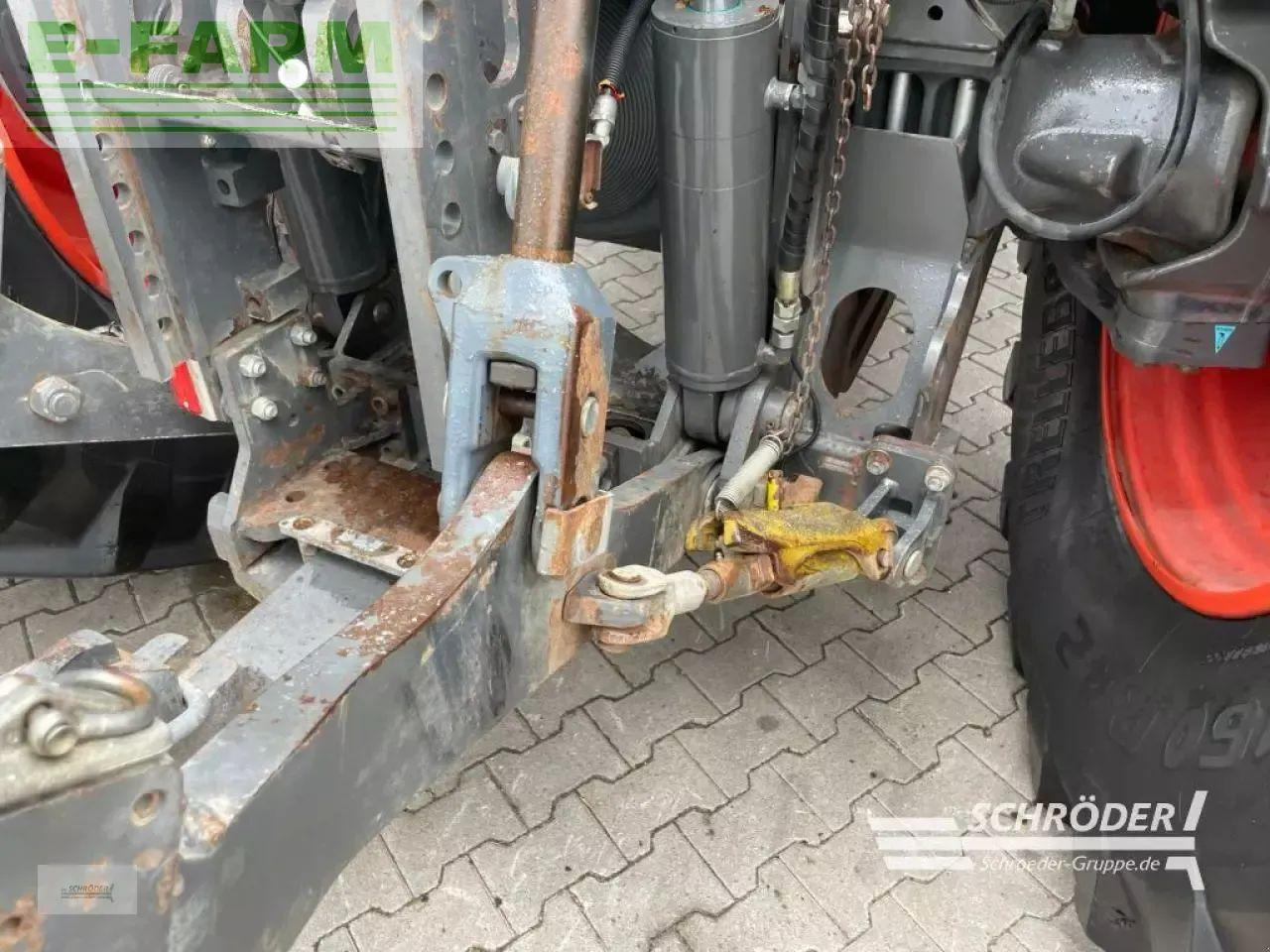 Tracteur agricole CLAAS xerion 4500