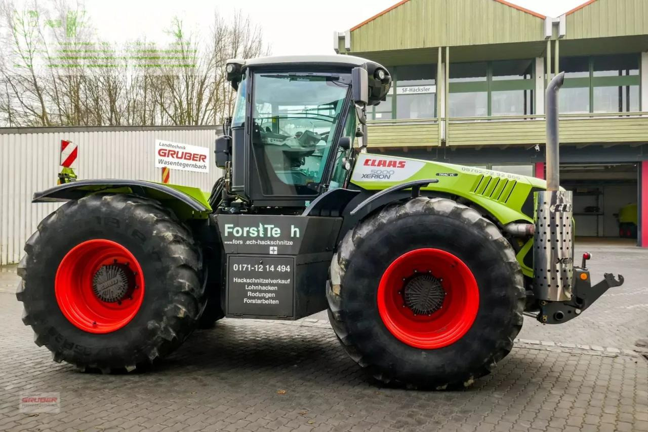 Tracteur agricole CLAAS xerion 4500 trac vc TRAC VC