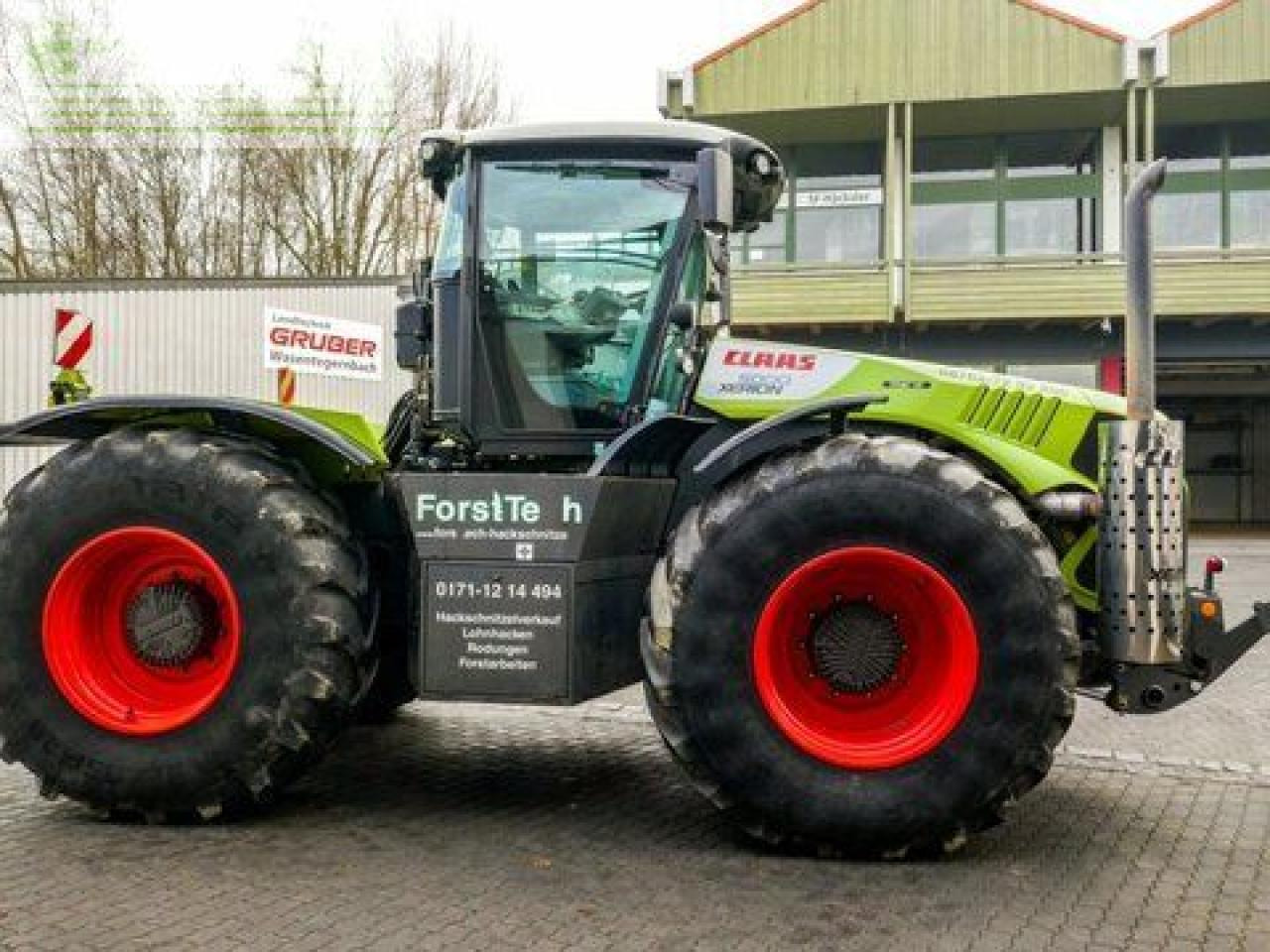 Tracteur agricole CLAAS xerion 4500 trac vc TRAC VC
