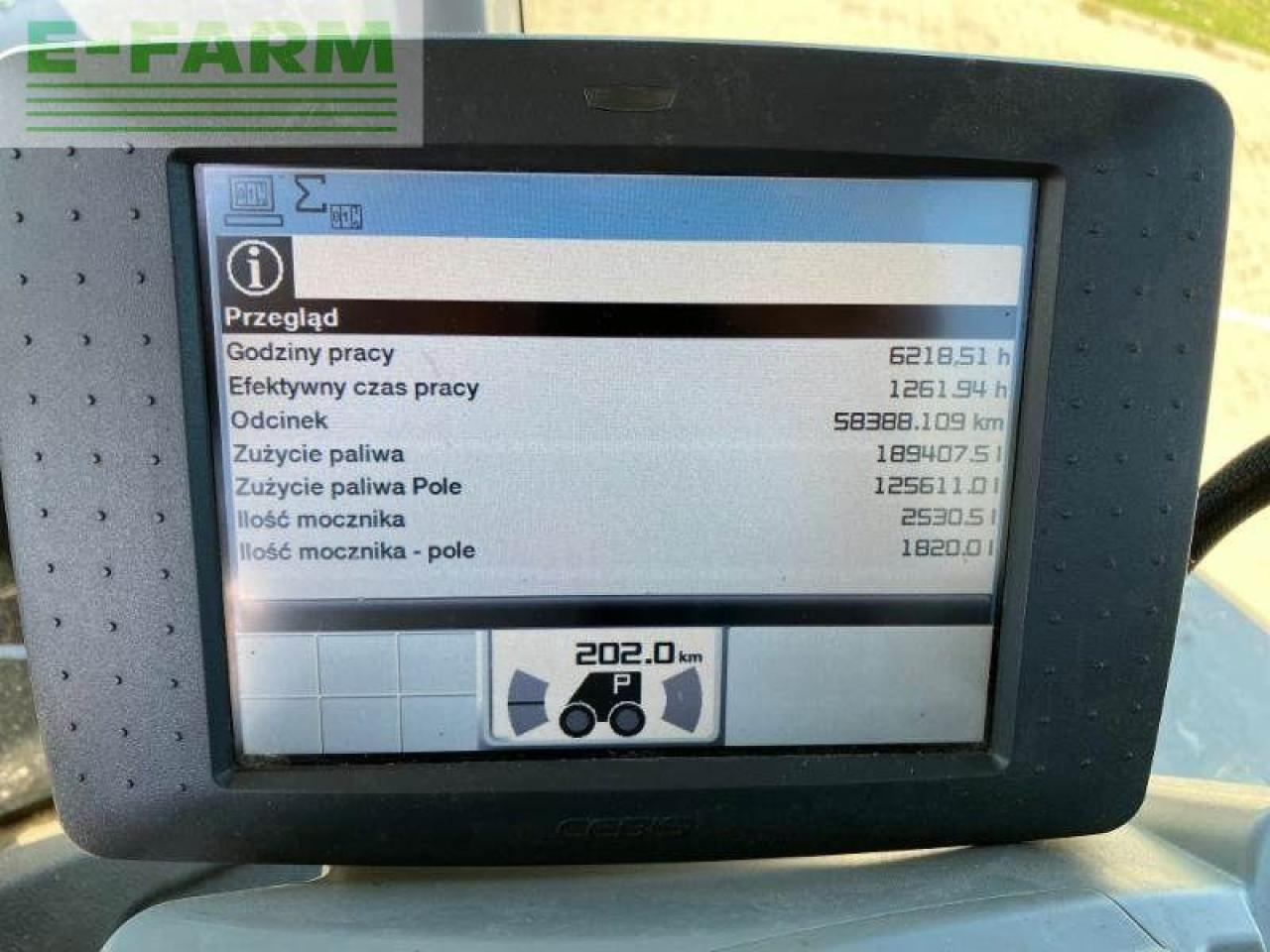 Tracteur agricole CLAAS xerion 5000