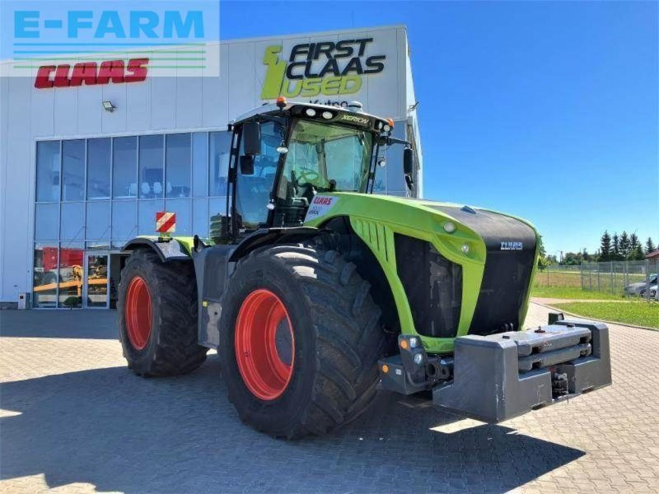 Tracteur agricole CLAAS xerion 5000