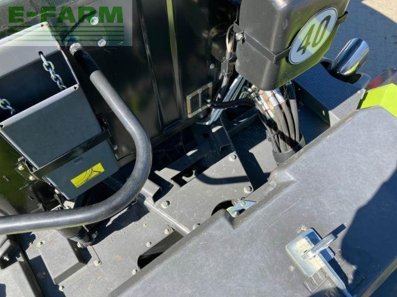 Tracteur agricole CLAAS xerion 5000