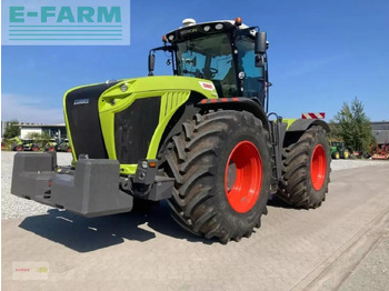 Tracteur agricole CLAAS xerion 5000 trac TRAC