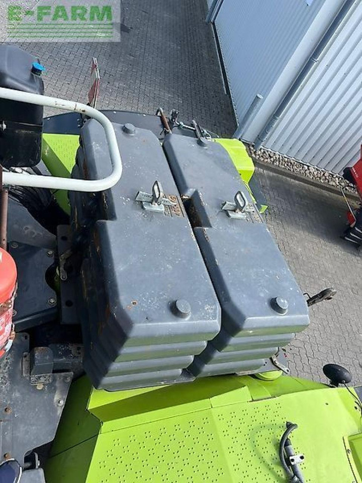 Tracteur agricole CLAAS xerion 5000 trac TRAC