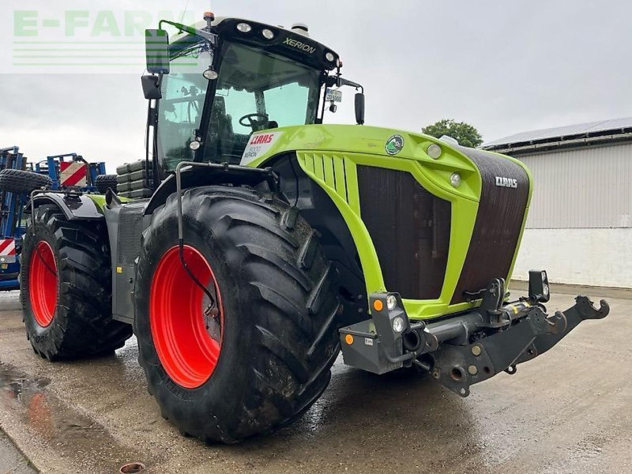 Tracteur agricole CLAAS xerion 5000 trac TRAC