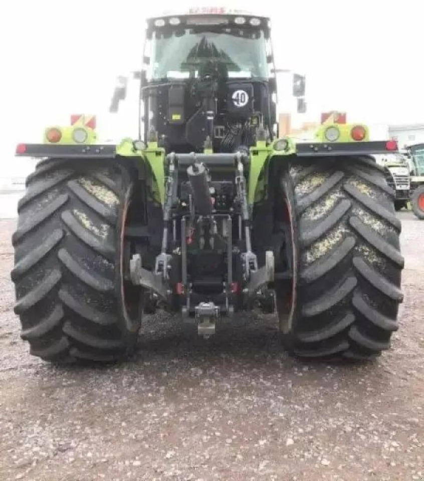 Tracteur agricole CLAAS xerion 5000 trac TRAC