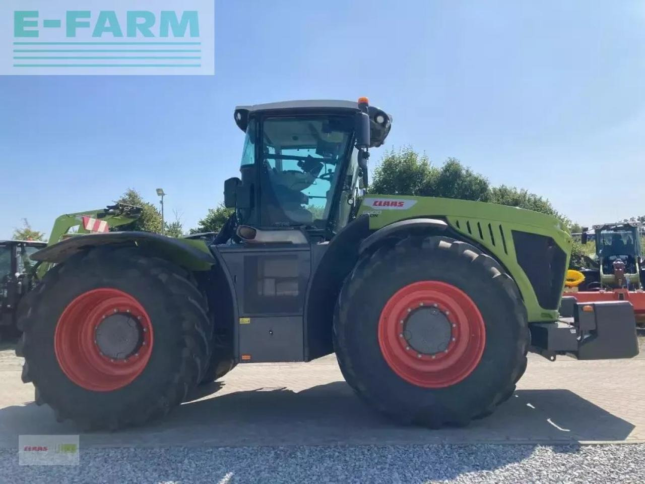 Tracteur agricole CLAAS xerion 5000 trac TRAC