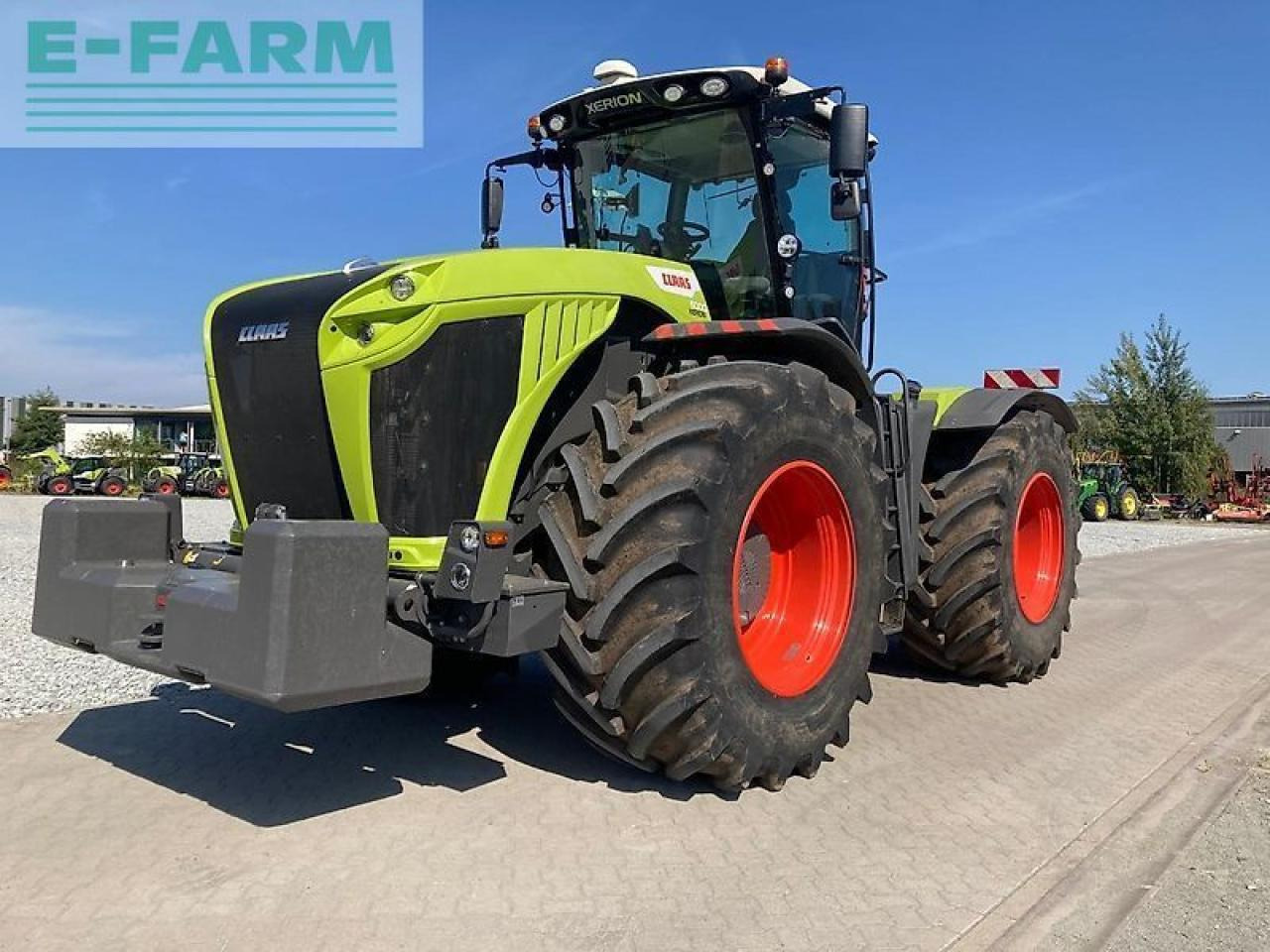Tracteur agricole CLAAS xerion 5000 trac TRAC