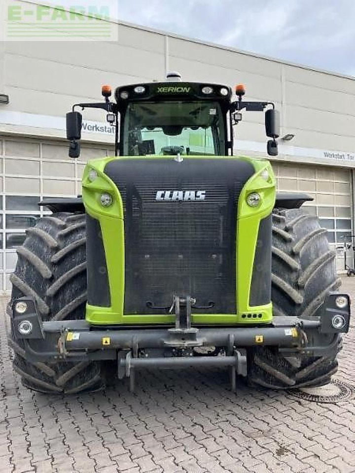 Tracteur agricole CLAAS xerion 5000 trac TRAC