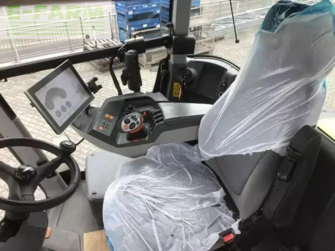 Tracteur agricole CLAAS xerion 5000 trac ts TRAC TS