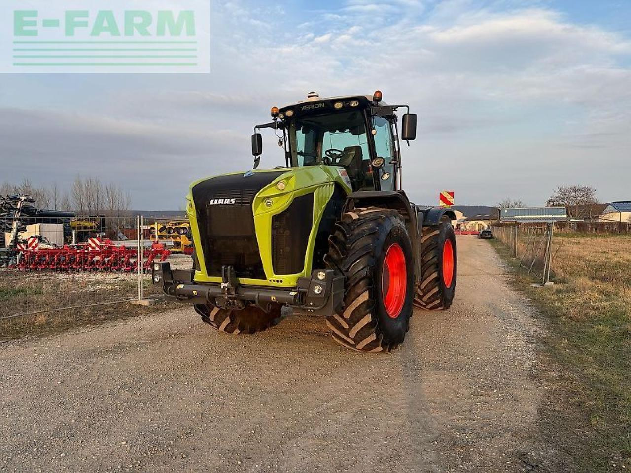 Tracteur agricole CLAAS xerion 5000 trac vc