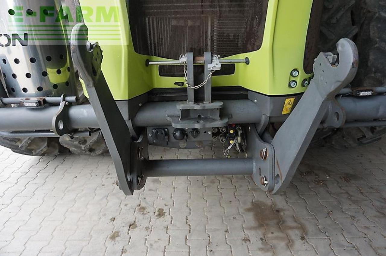 Tracteur agricole CLAAS xerion 5000 trac vc