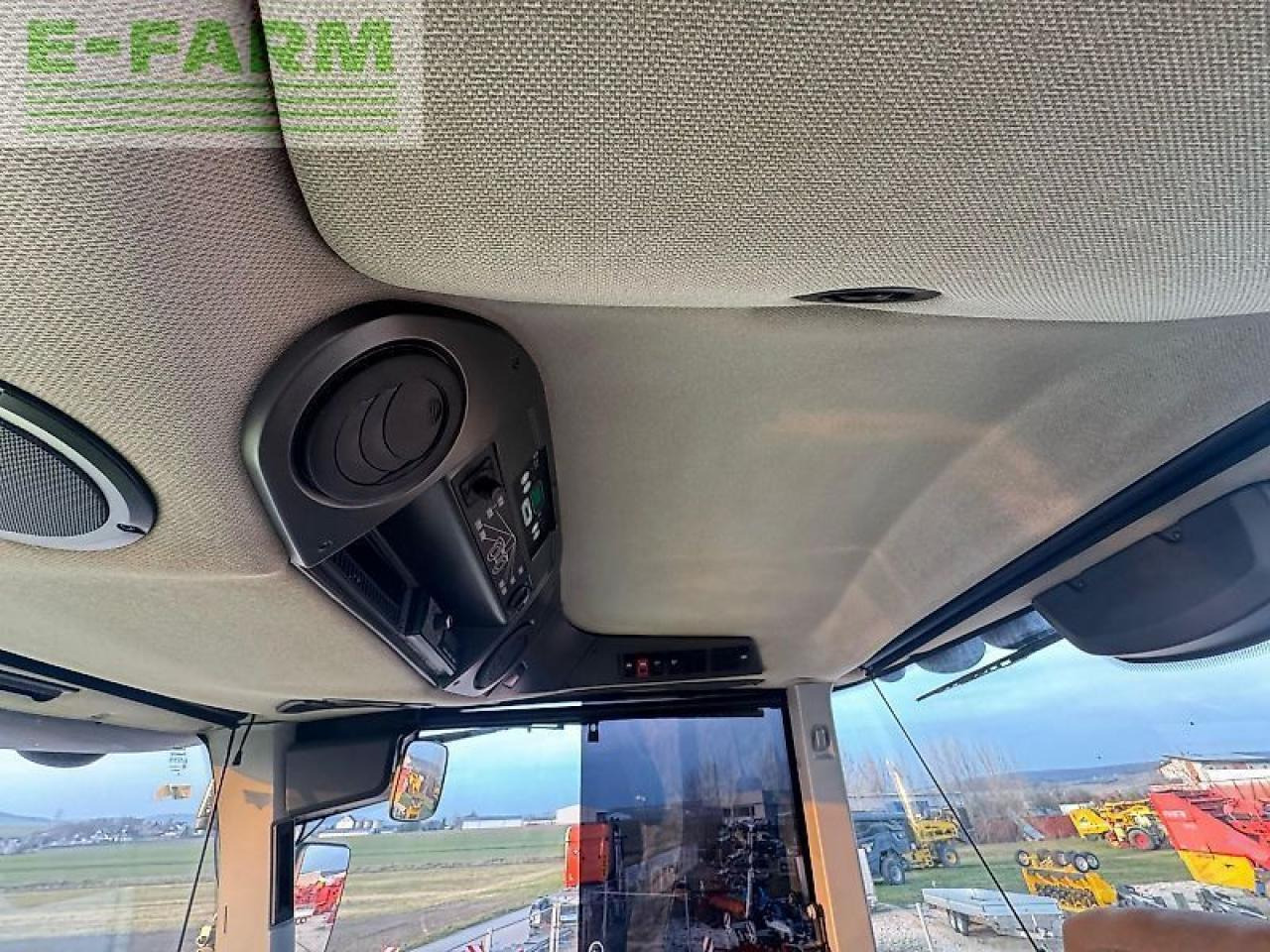 Tracteur agricole CLAAS xerion 5000 trac vc TRAC VC