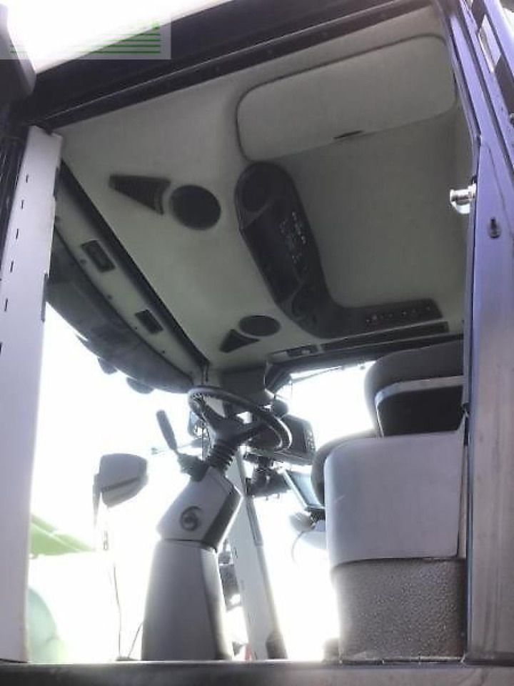 Tracteur agricole CLAAS xerion 5000 trac vc TRAC VC