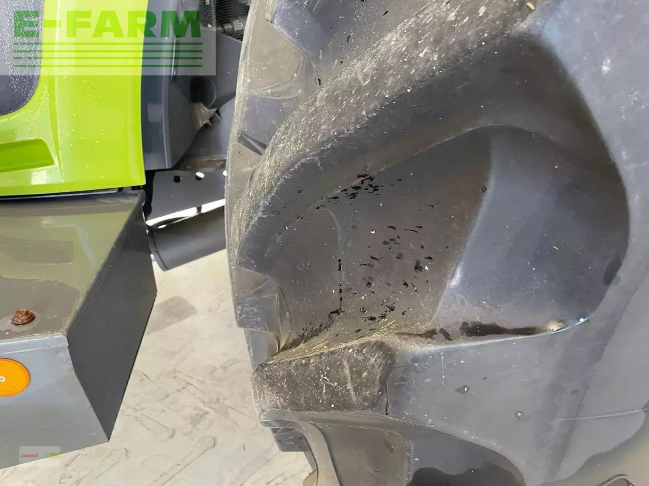 Tracteur agricole CLAAS xerion 5000 trac vc TRAC VC