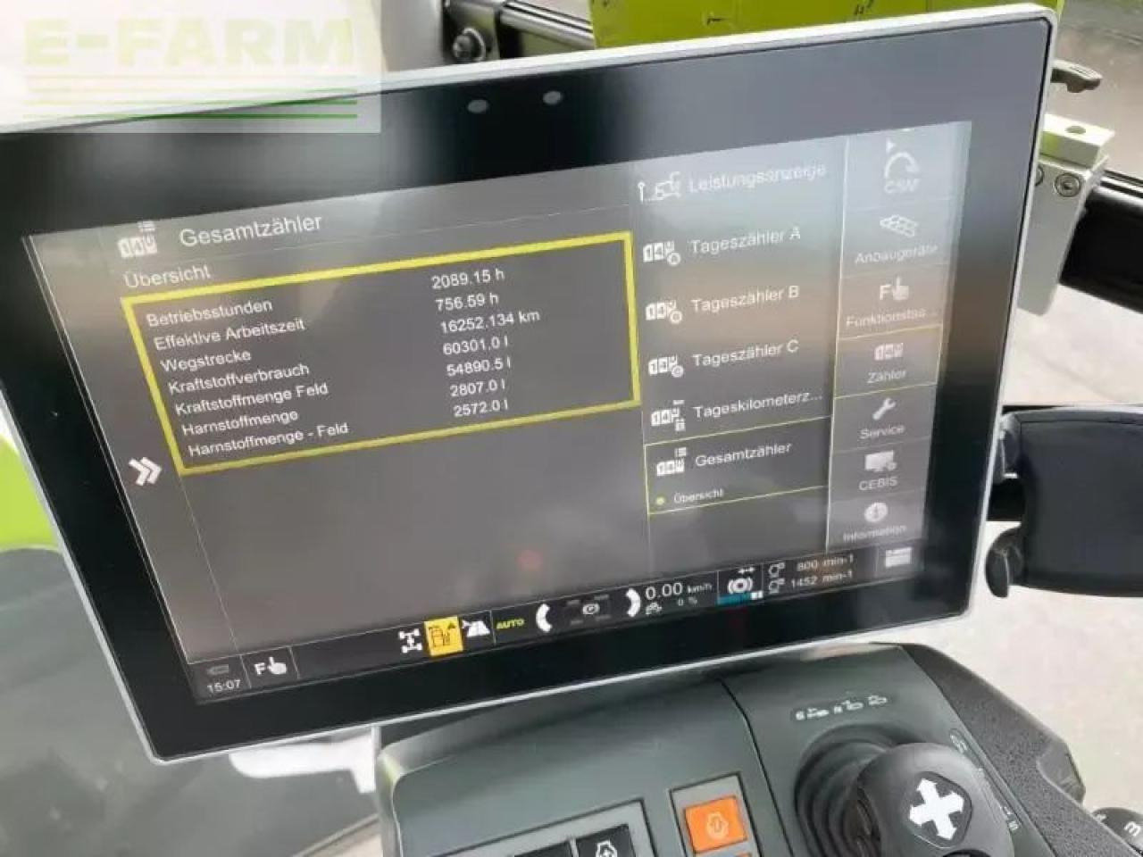 Tracteur agricole CLAAS xerion 5000 trac vc TRAC VC