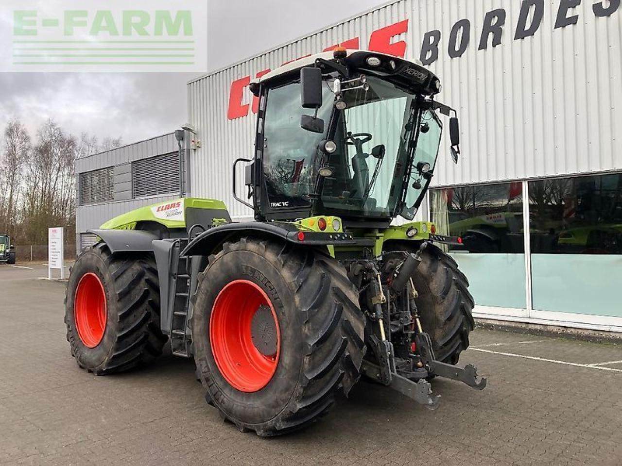 Tracteur agricole CLAAS xerion 5000 trac vc TRAC VC