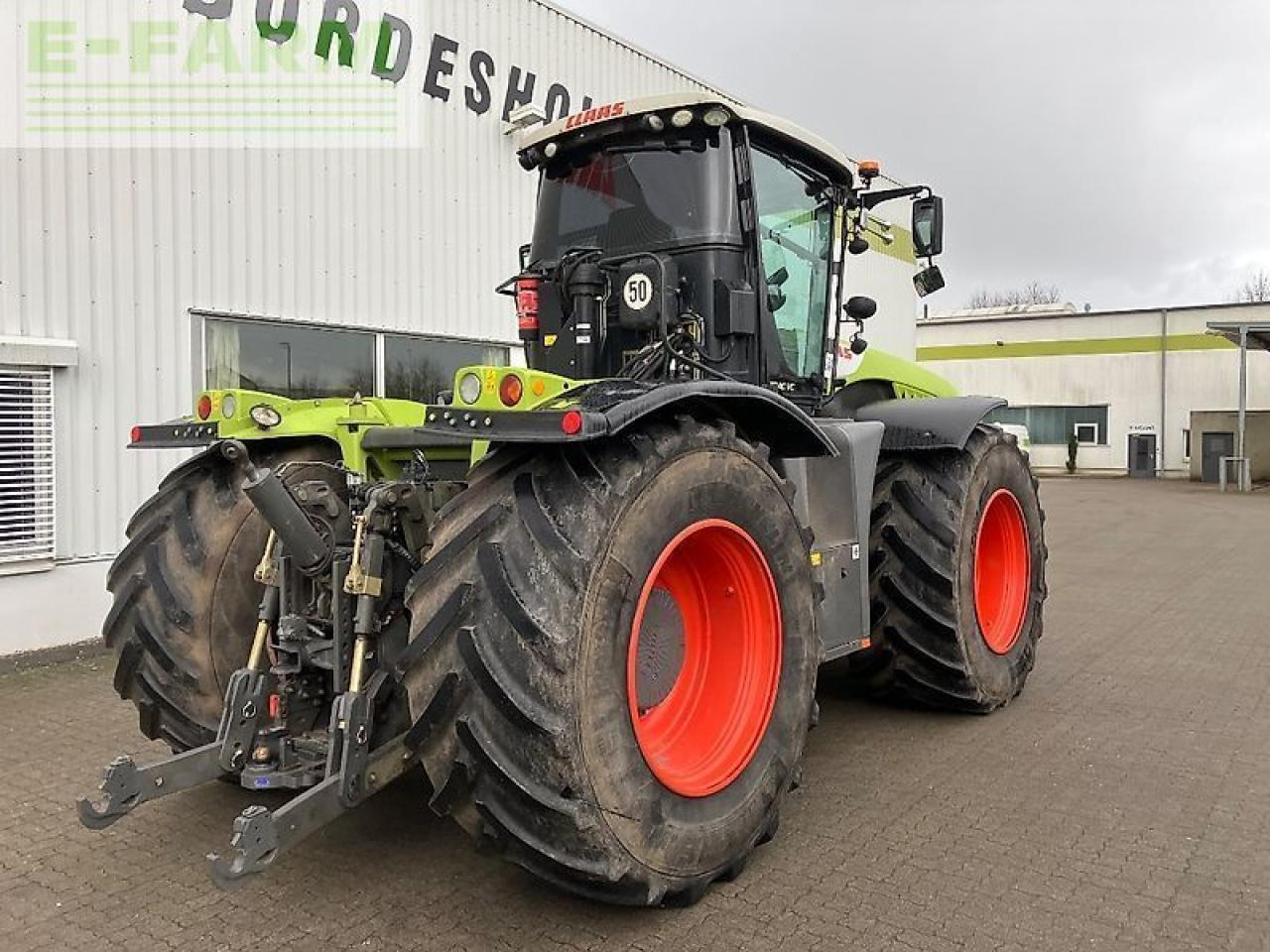 Tracteur agricole CLAAS xerion 5000 trac vc TRAC VC