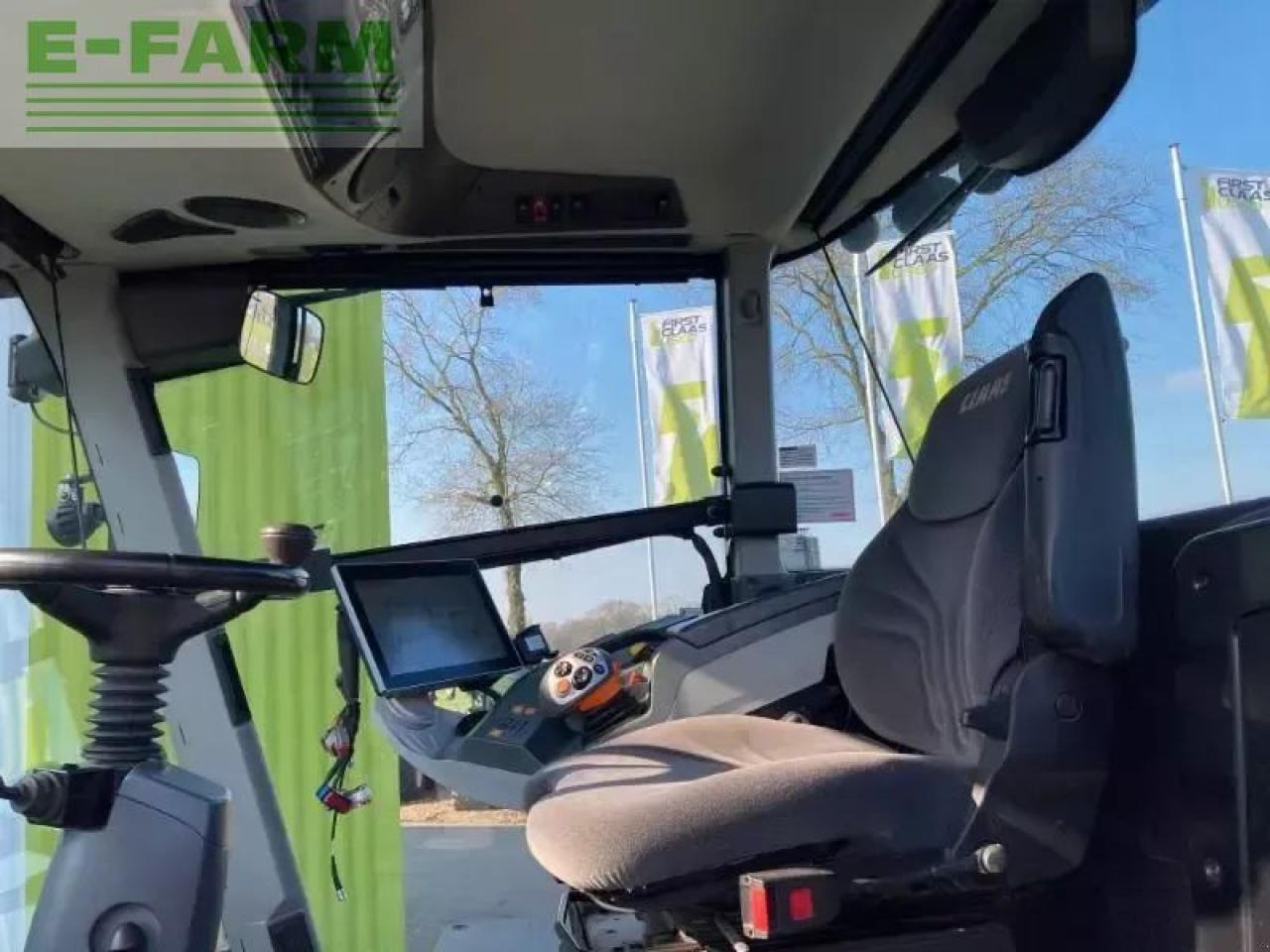 Tracteur agricole CLAAS xerion 5000 trac vc TRAC VC