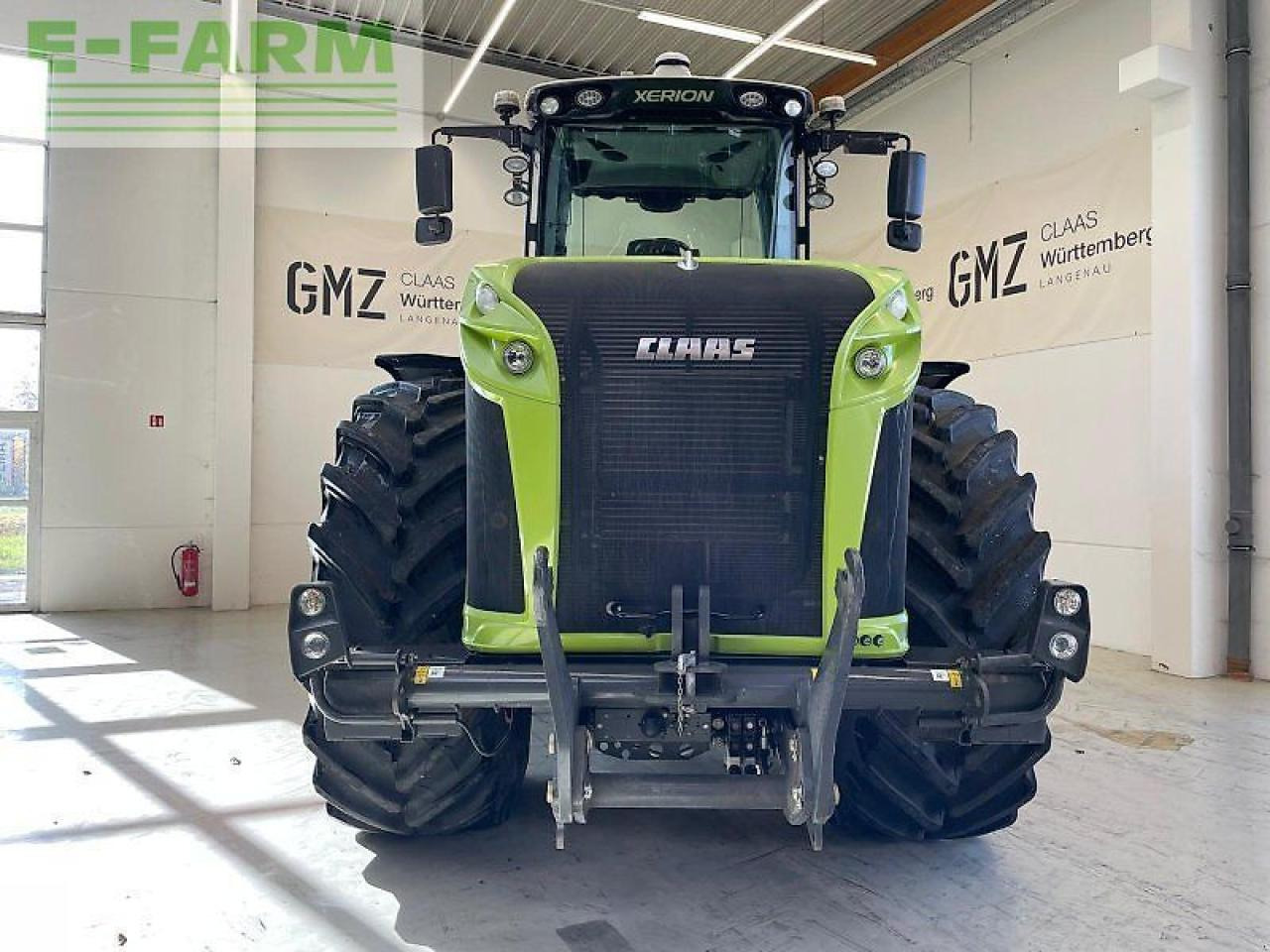 Tracteur agricole CLAAS xerion 5000 trac vc TRAC VC