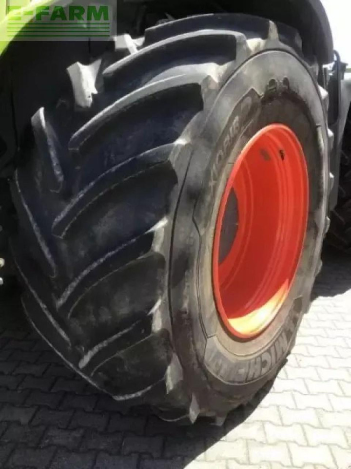 Tracteur agricole CLAAS xerion 5000 trac vc TRAC VC