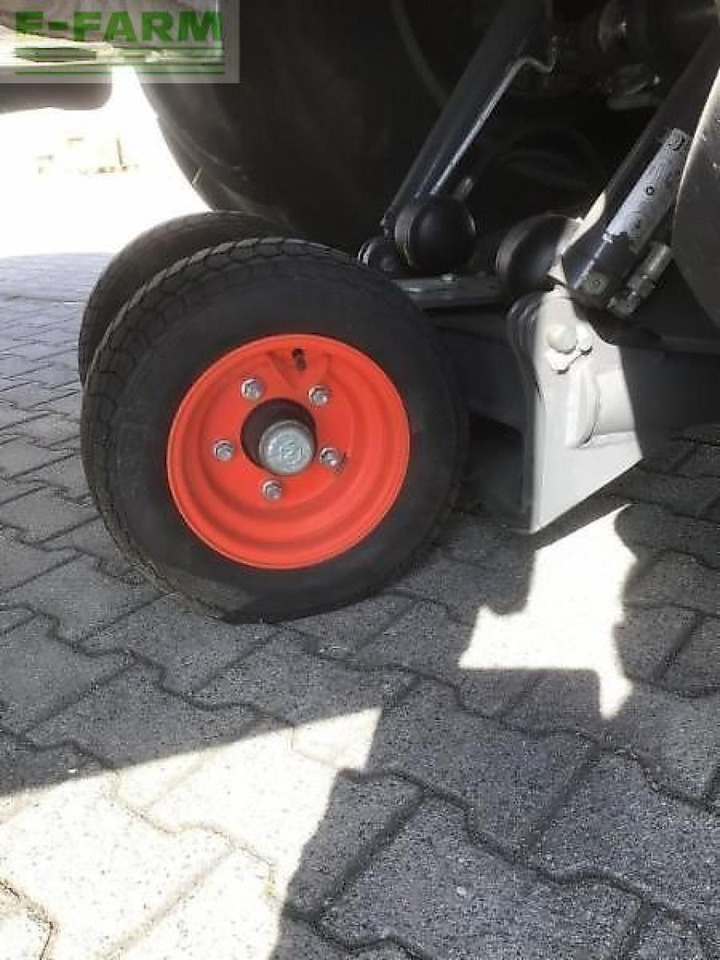 Tracteur agricole CLAAS xerion 5000 trac vc TRAC VC