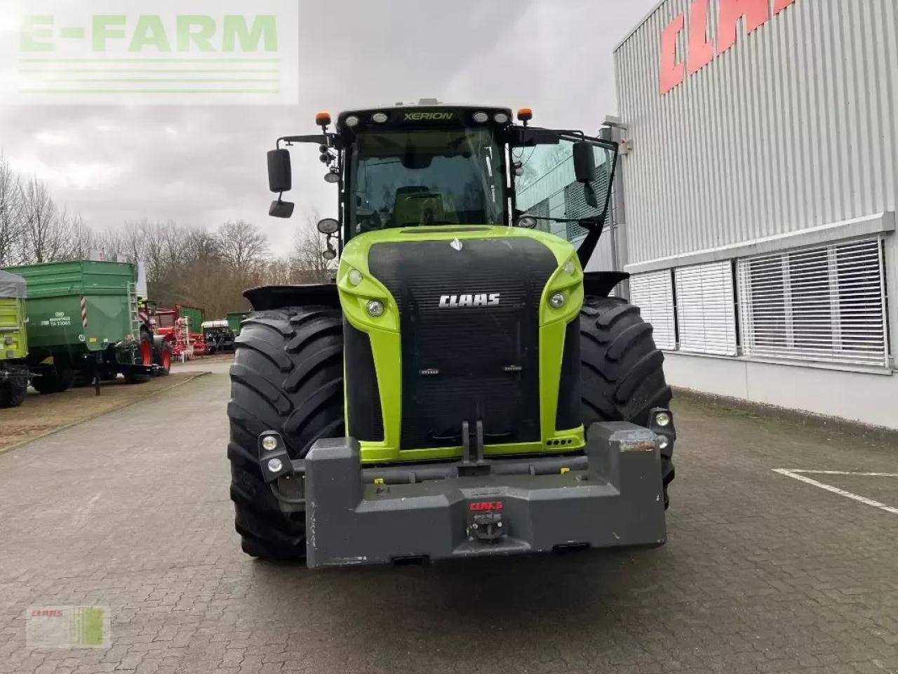Tracteur agricole CLAAS xerion 5000 trac vc TRAC VC