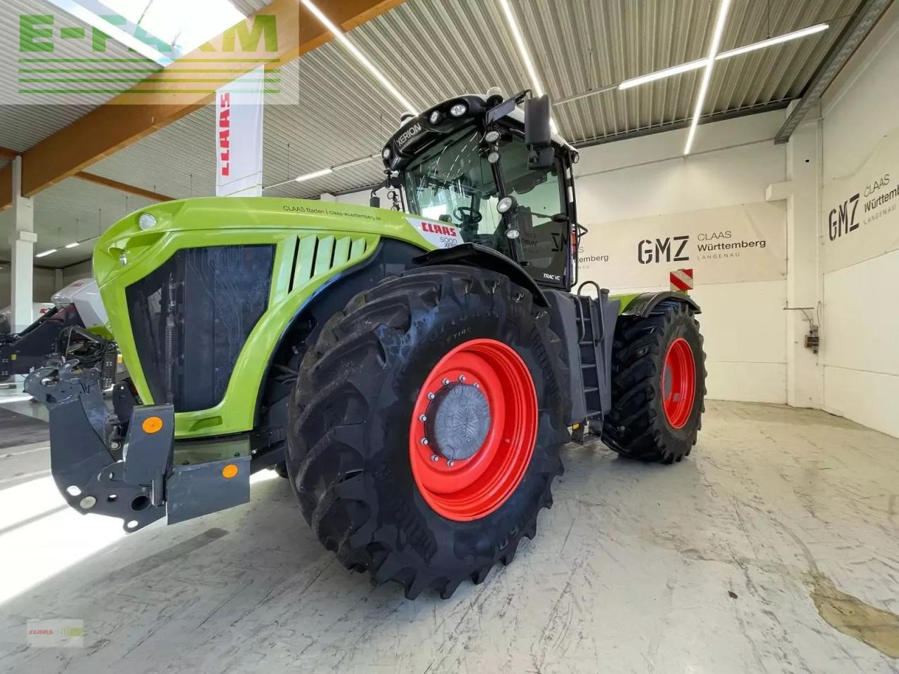 Tracteur agricole CLAAS xerion 5000 trac vc TRAC VC