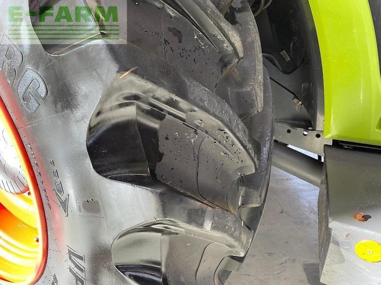 Tracteur agricole CLAAS xerion 5000 trac vc TRAC VC