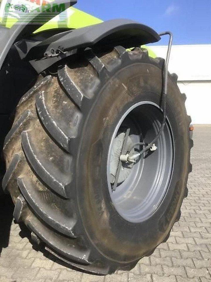 Tracteur agricole CLAAS xerion 5000 trac vc TRAC VC