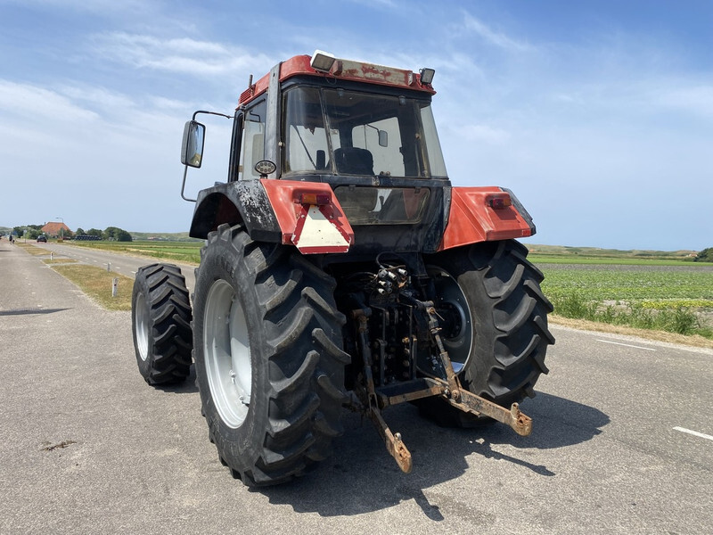 Tracteur agricole Case IH 1455 XL