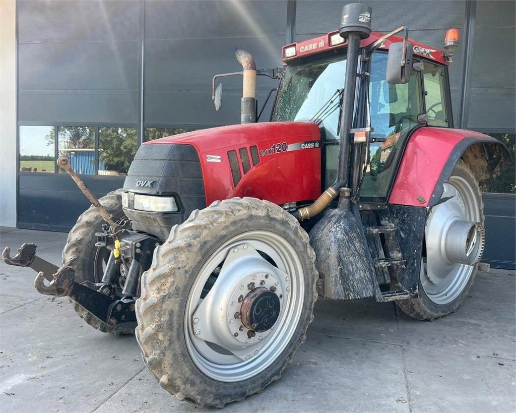 Tracteur agricole Case IH CVX 120