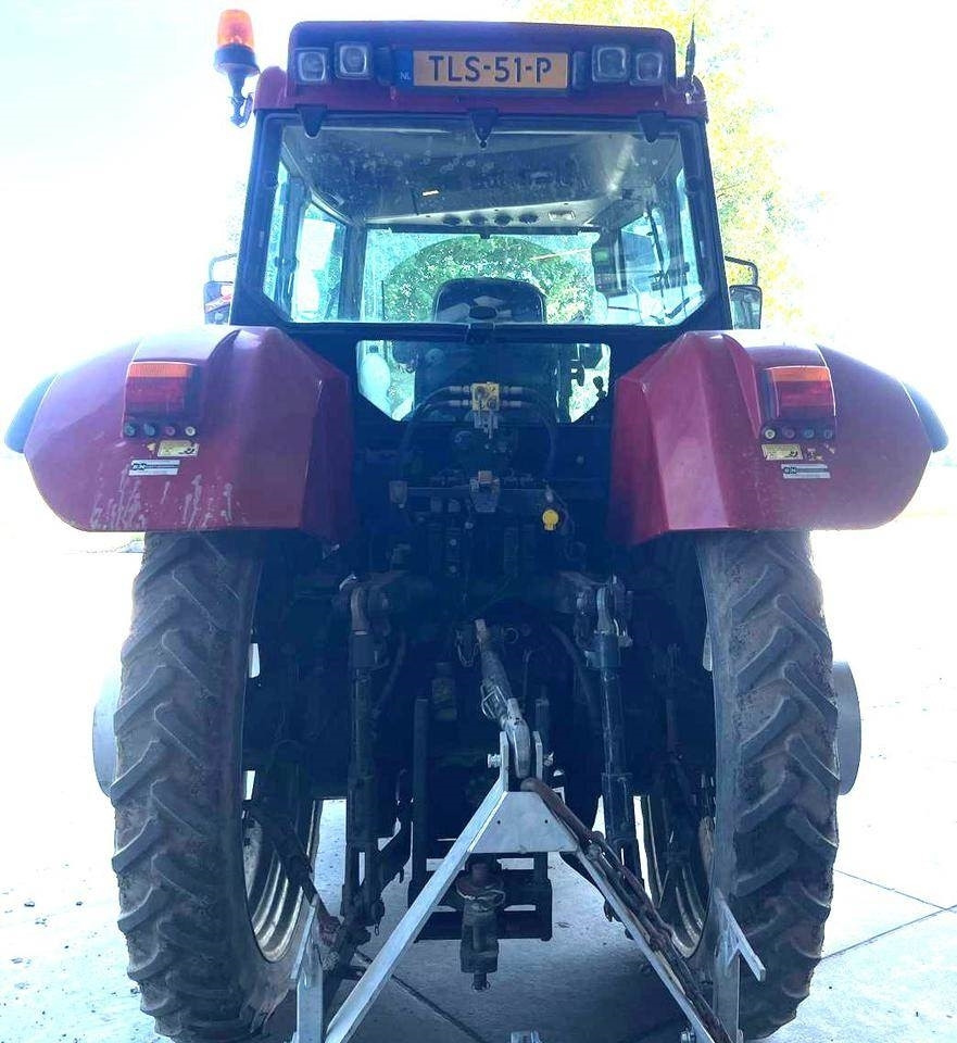 Tracteur agricole Case IH CVX 120