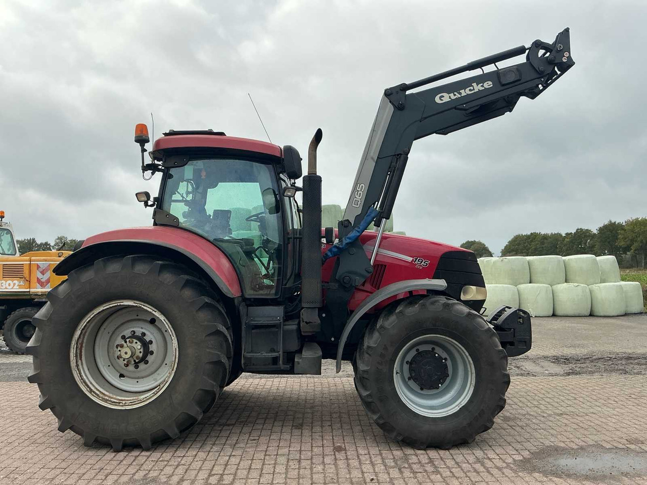 Tracteur agricole Case IH CVX 195