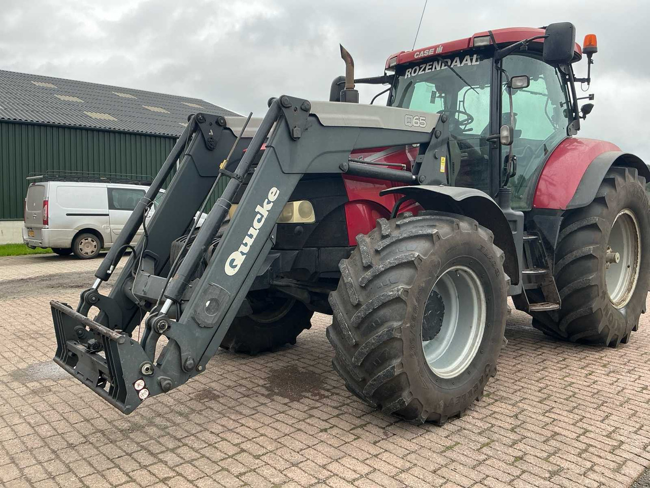 Tracteur agricole Case IH CVX 195