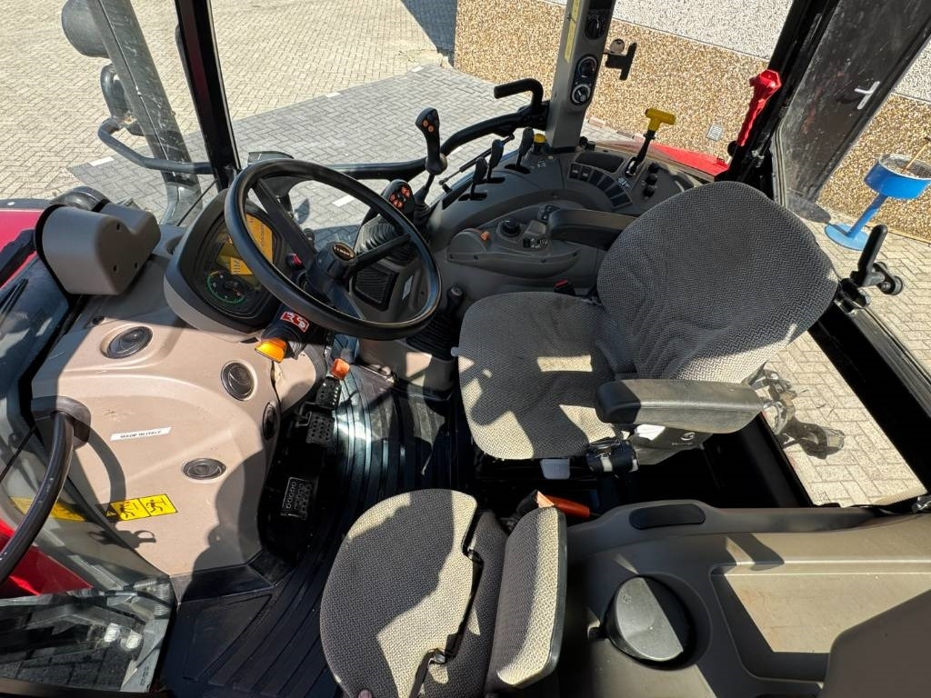 Tracteur agricole Case IH Farmall 100C, loader ready, EHR, 2023!!