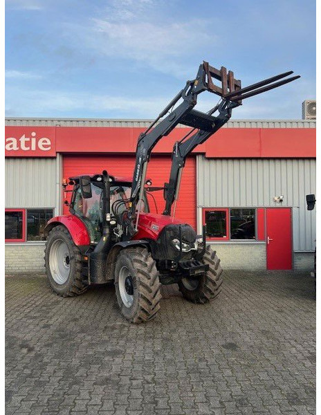 Tracteur agricole Case IH Maxxum 150 MC ActiveDrive 8