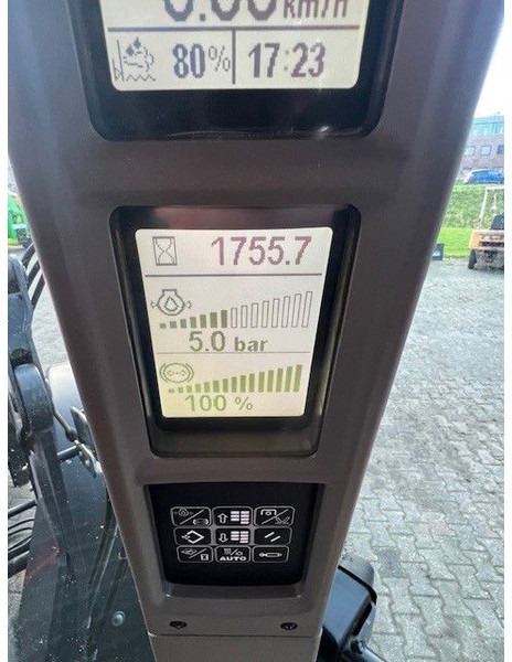 Tracteur agricole Case IH Maxxum 150 MC ActiveDrive 8