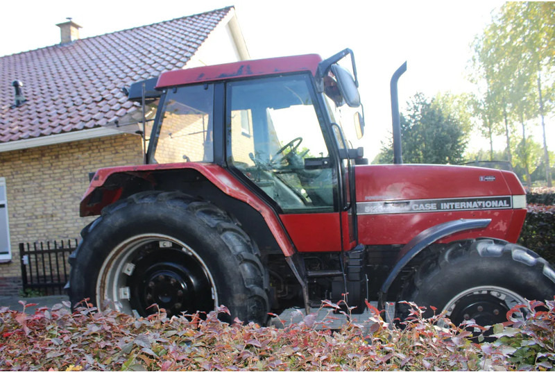 Tracteur agricole Case INTERNATIONAL 5120