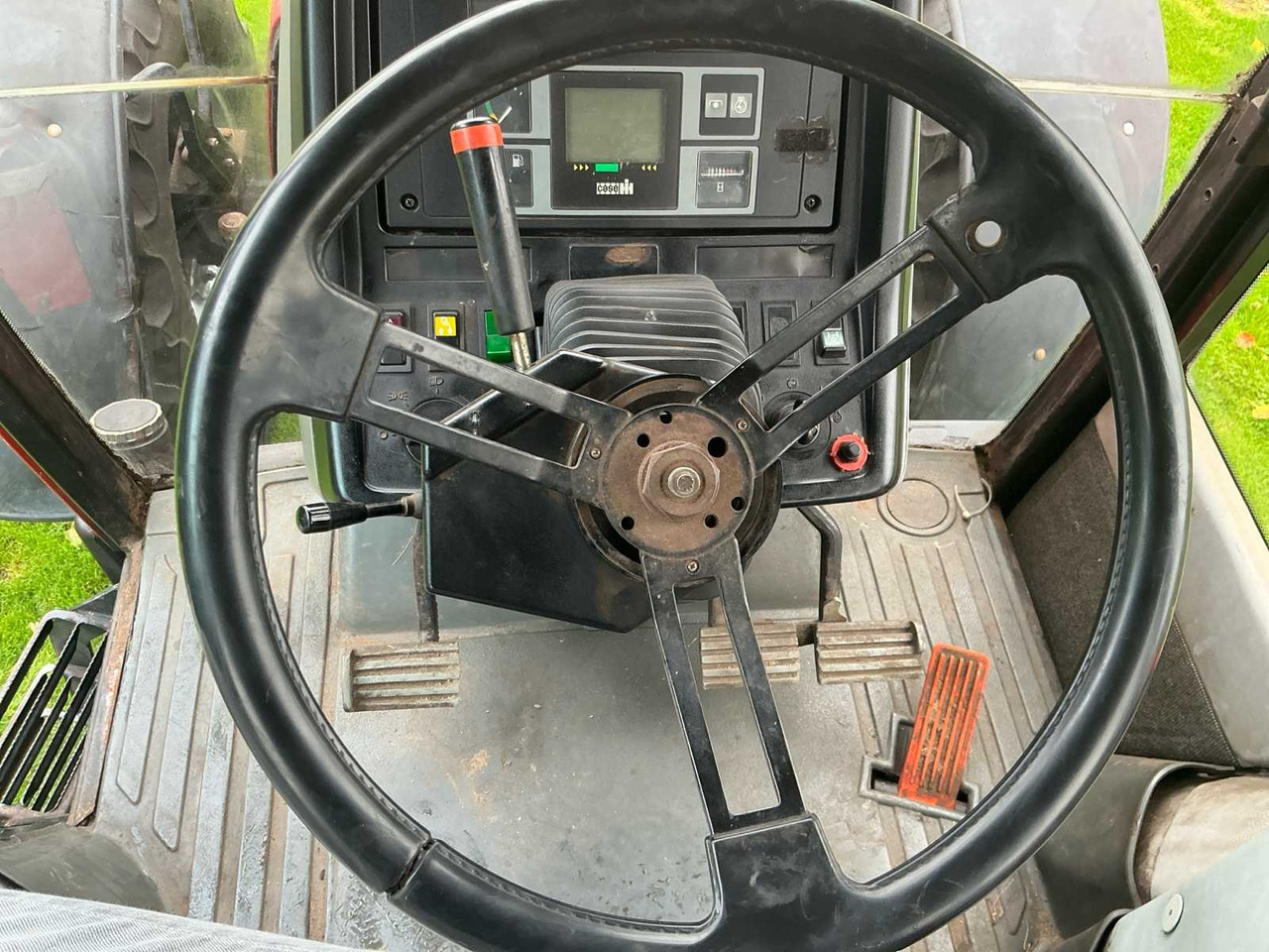 Tracteur agricole Case International 5130A