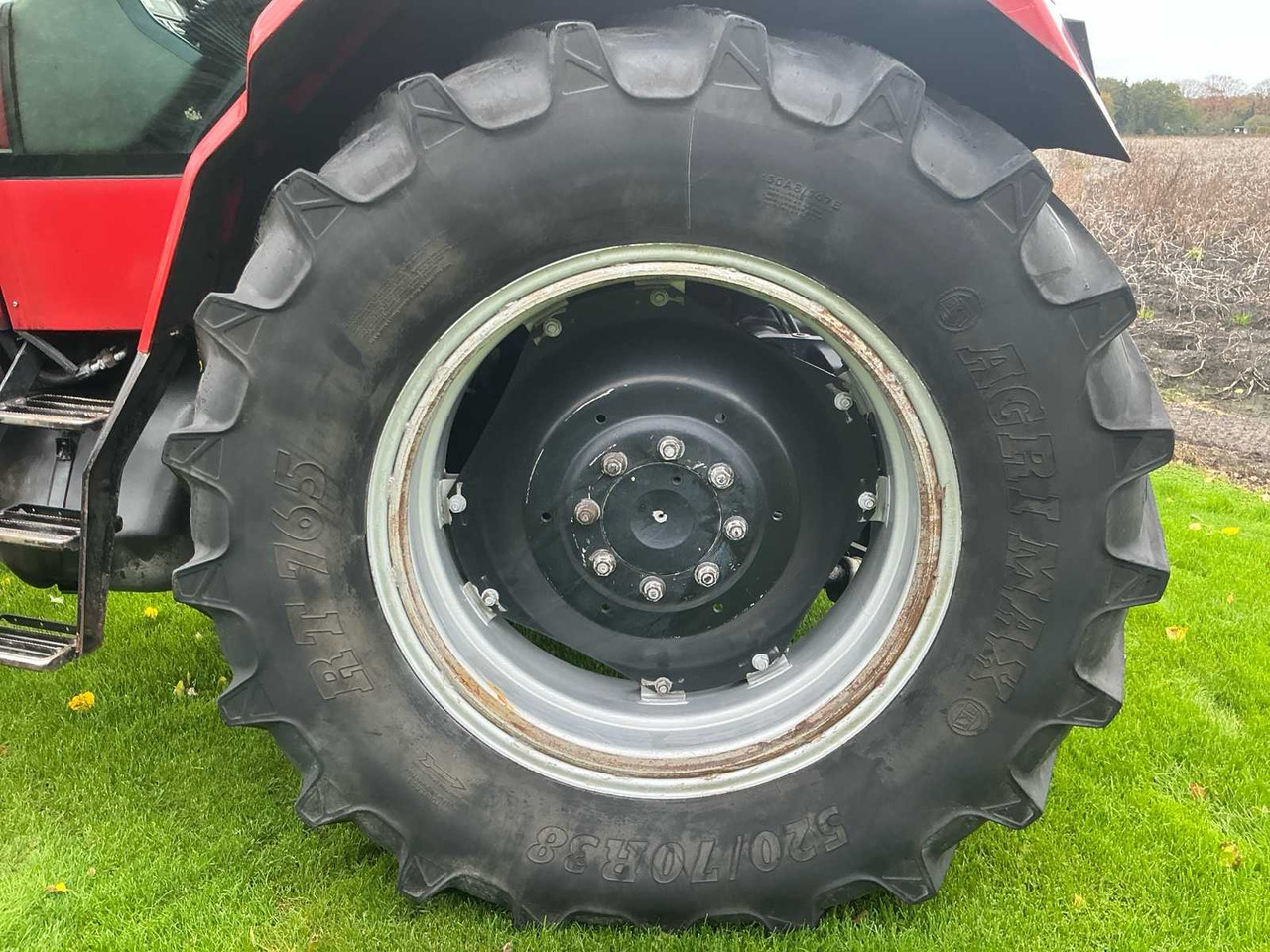 Tracteur agricole Case International 5130A