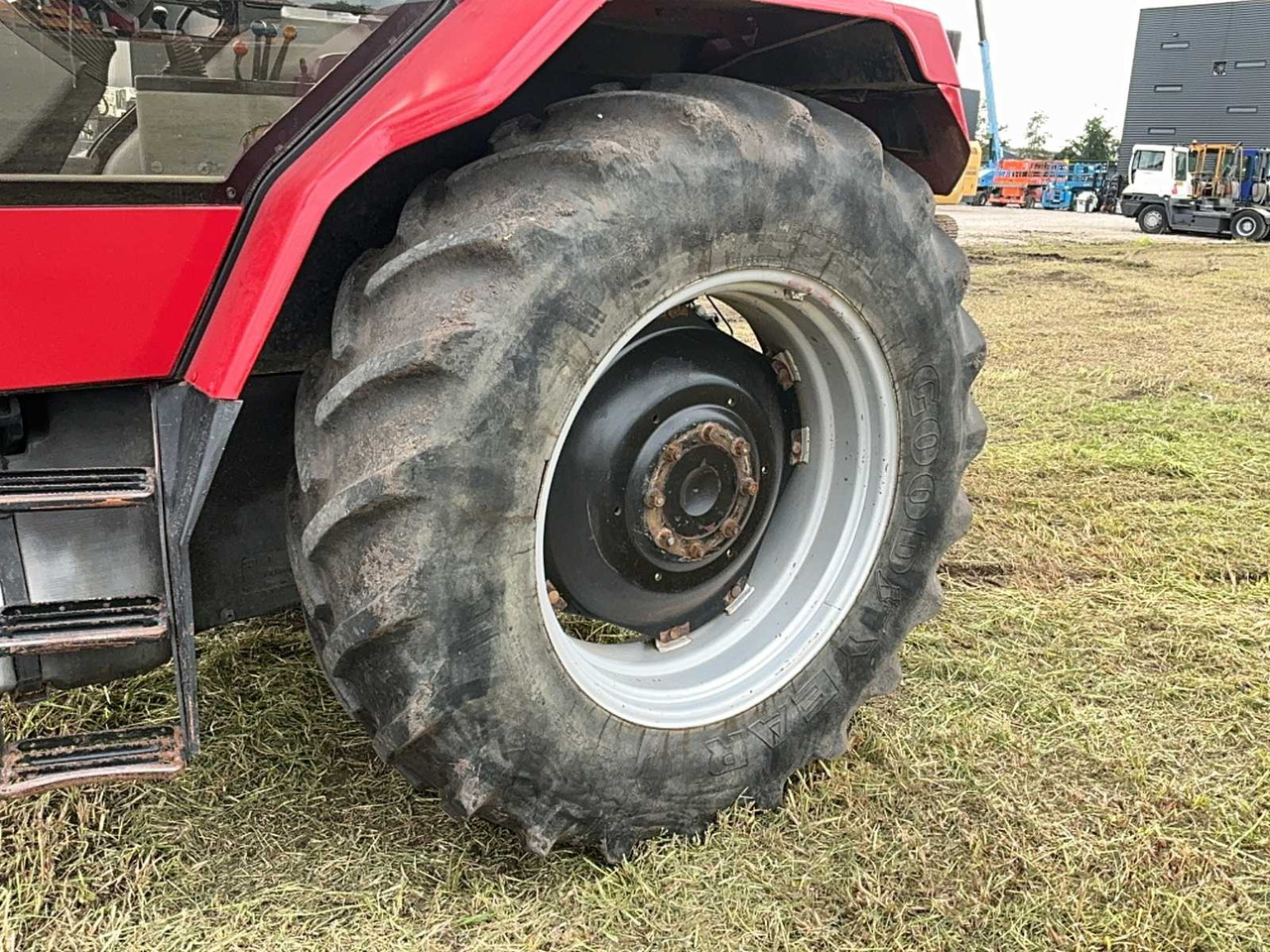 Tracteur agricole Case international 5130
